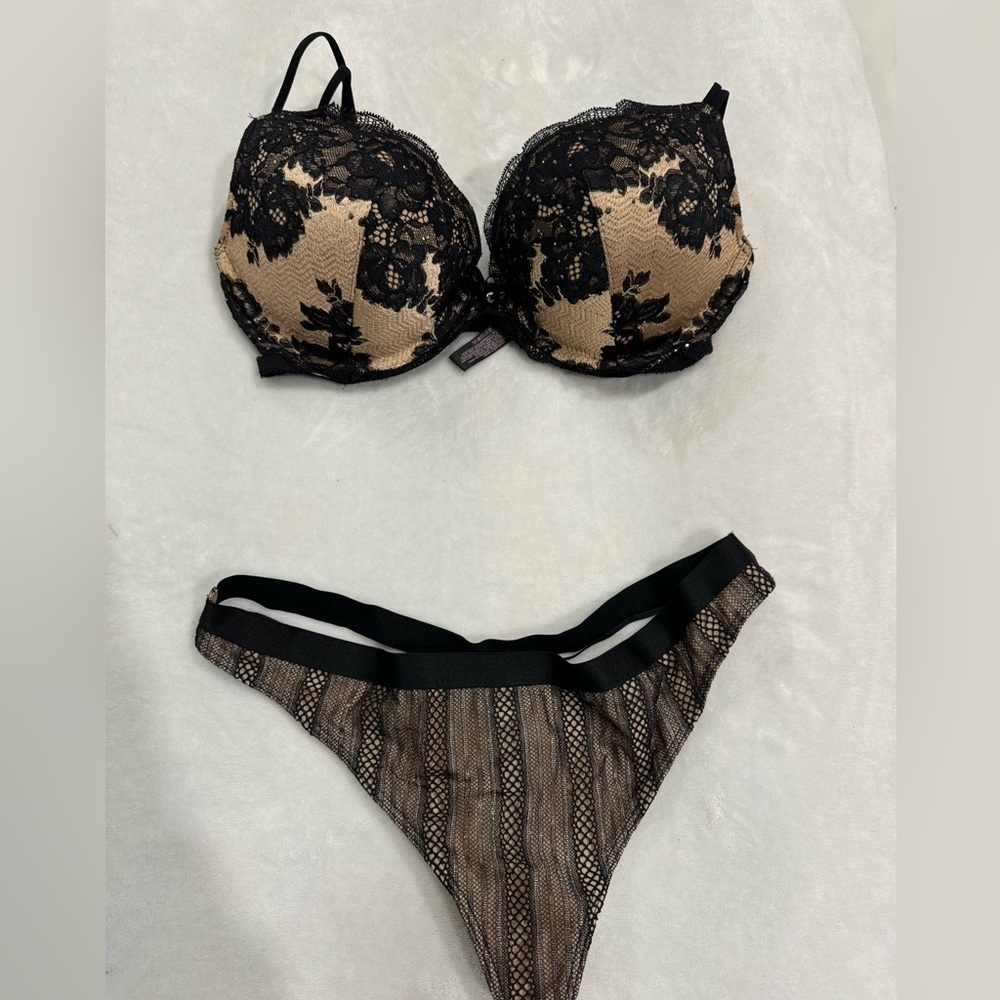 Vintage Victorias Secret Dream Angels Rhinestone Bra Set